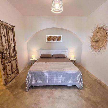 Le Stanze Di Chloe Hotel Taviano  Ngoại thất bức ảnh